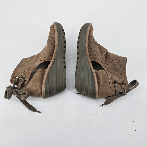 Fly London Tan Peep Toe Wedge Booties Perforated Leather Taupe Womens EU 37 - Picture 5 of 8